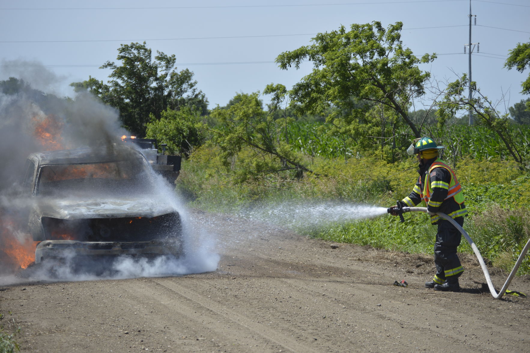 Wed. Car Fire (11).JPG